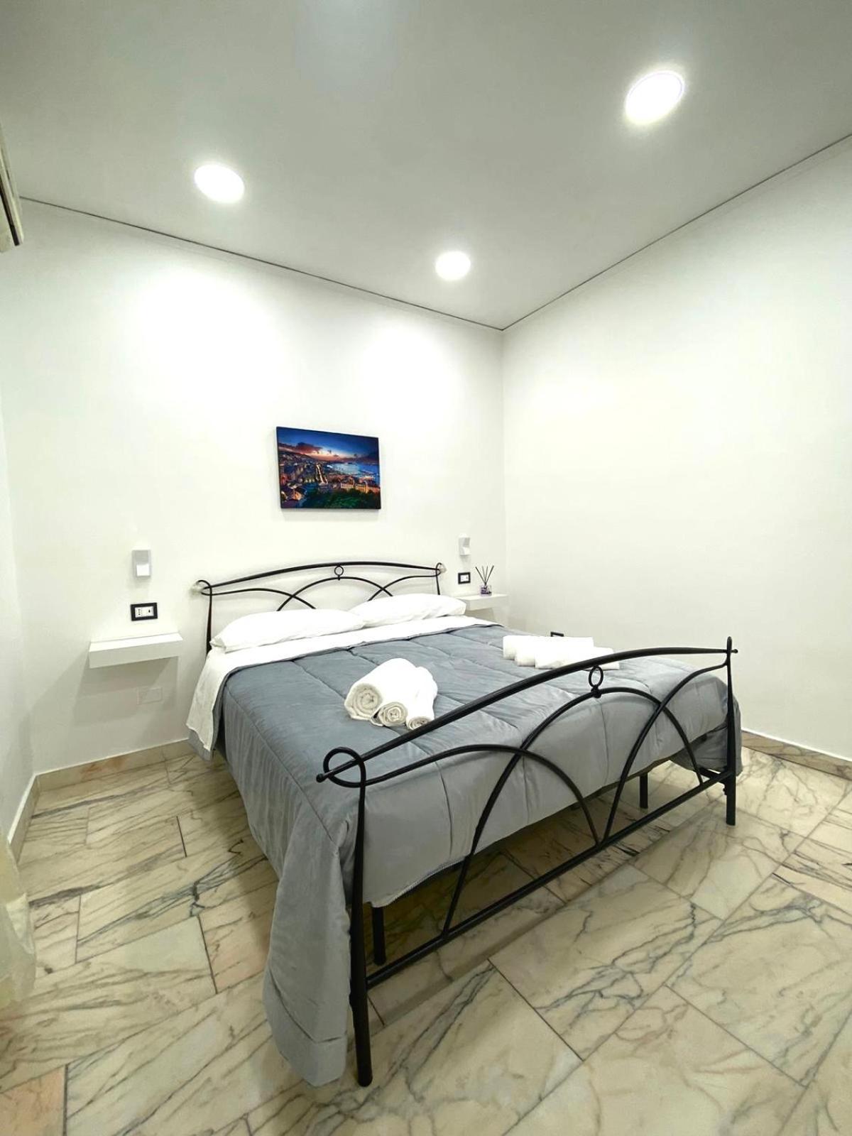 Castellano Apartment Νάπολη Εξωτερικό φωτογραφία