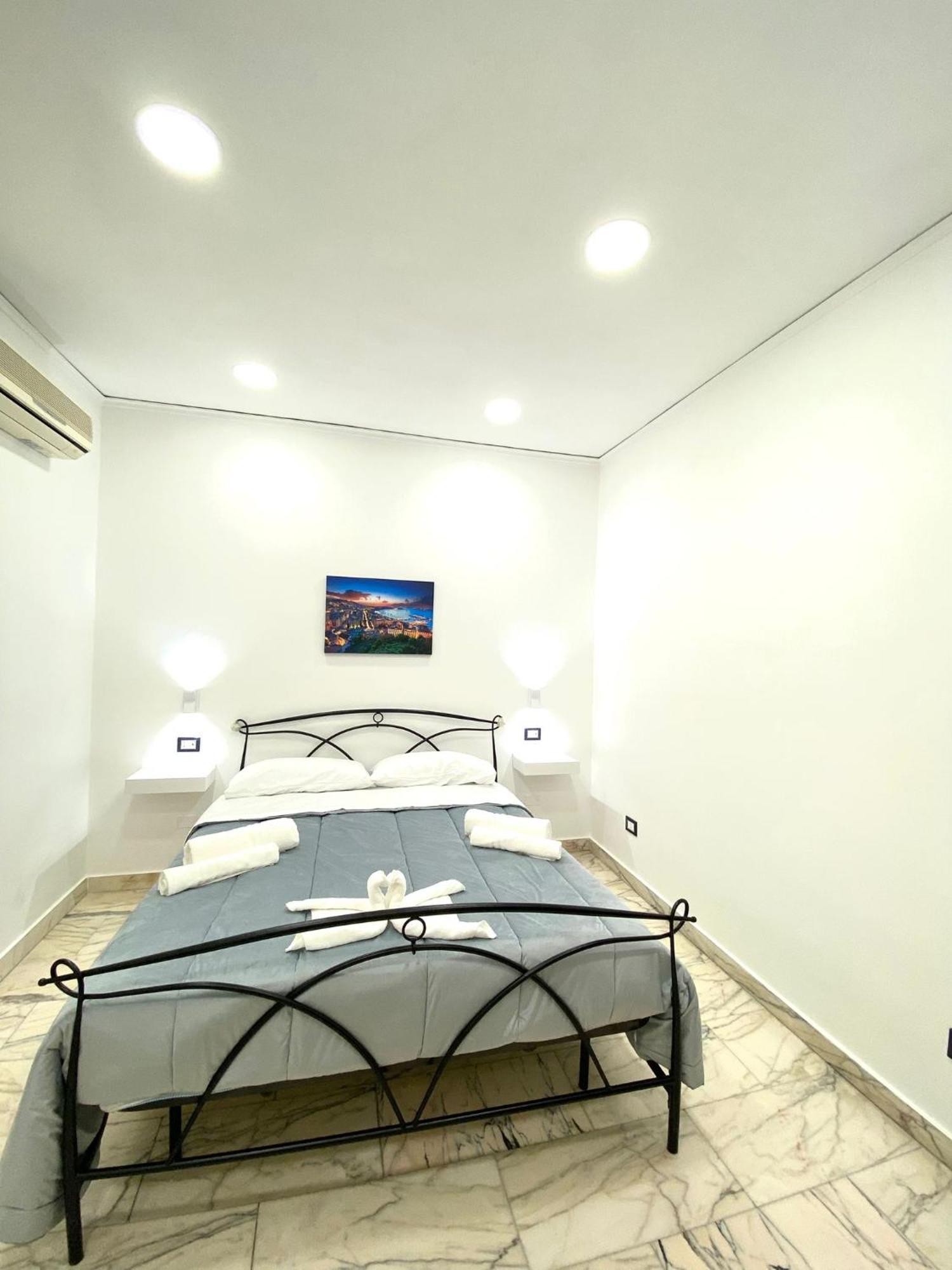 Castellano Apartment Νάπολη Εξωτερικό φωτογραφία