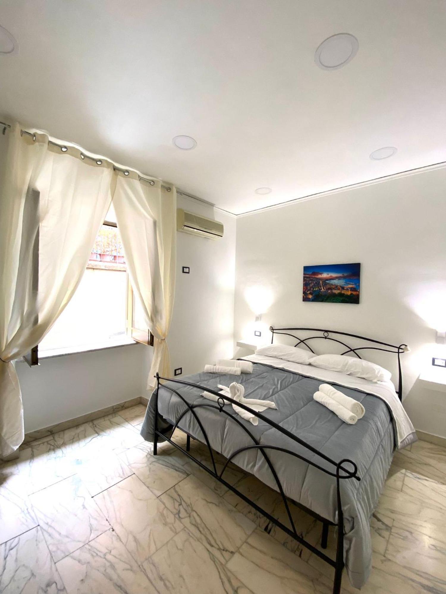 Castellano Apartment Νάπολη Εξωτερικό φωτογραφία