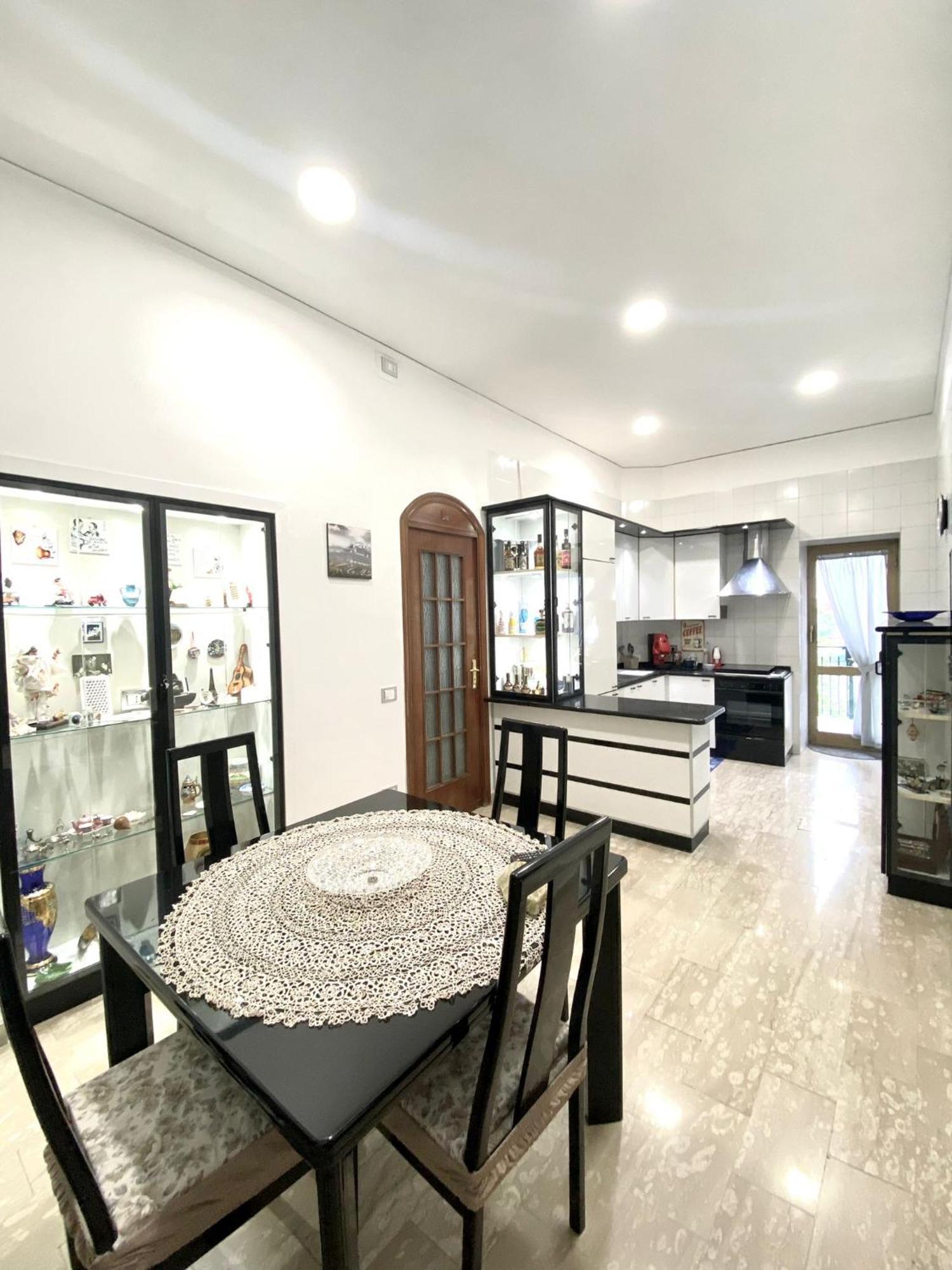 Castellano Apartment Νάπολη Εξωτερικό φωτογραφία