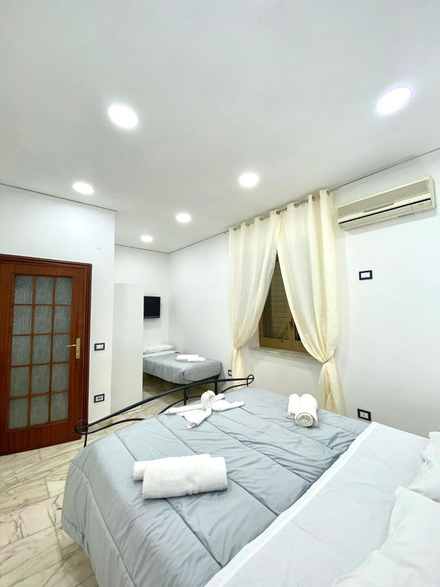 Castellano Apartment Νάπολη Εξωτερικό φωτογραφία