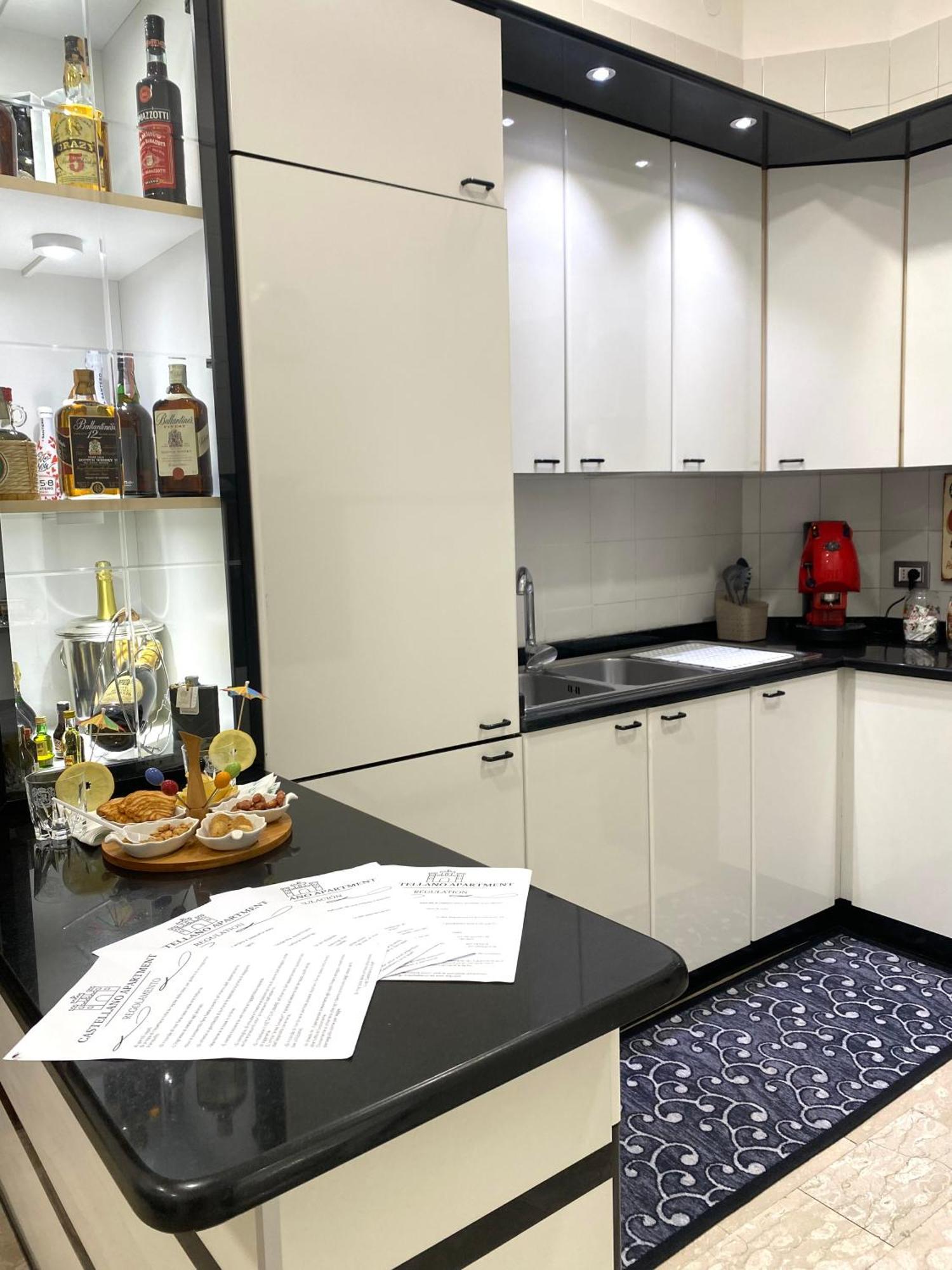 Castellano Apartment Νάπολη Εξωτερικό φωτογραφία